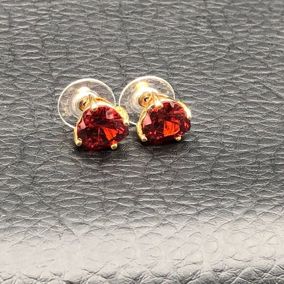 Rhinestone Heart Earrings 10mm Red Crystals Gold Tone Setting Studs - Picture 4 of 8